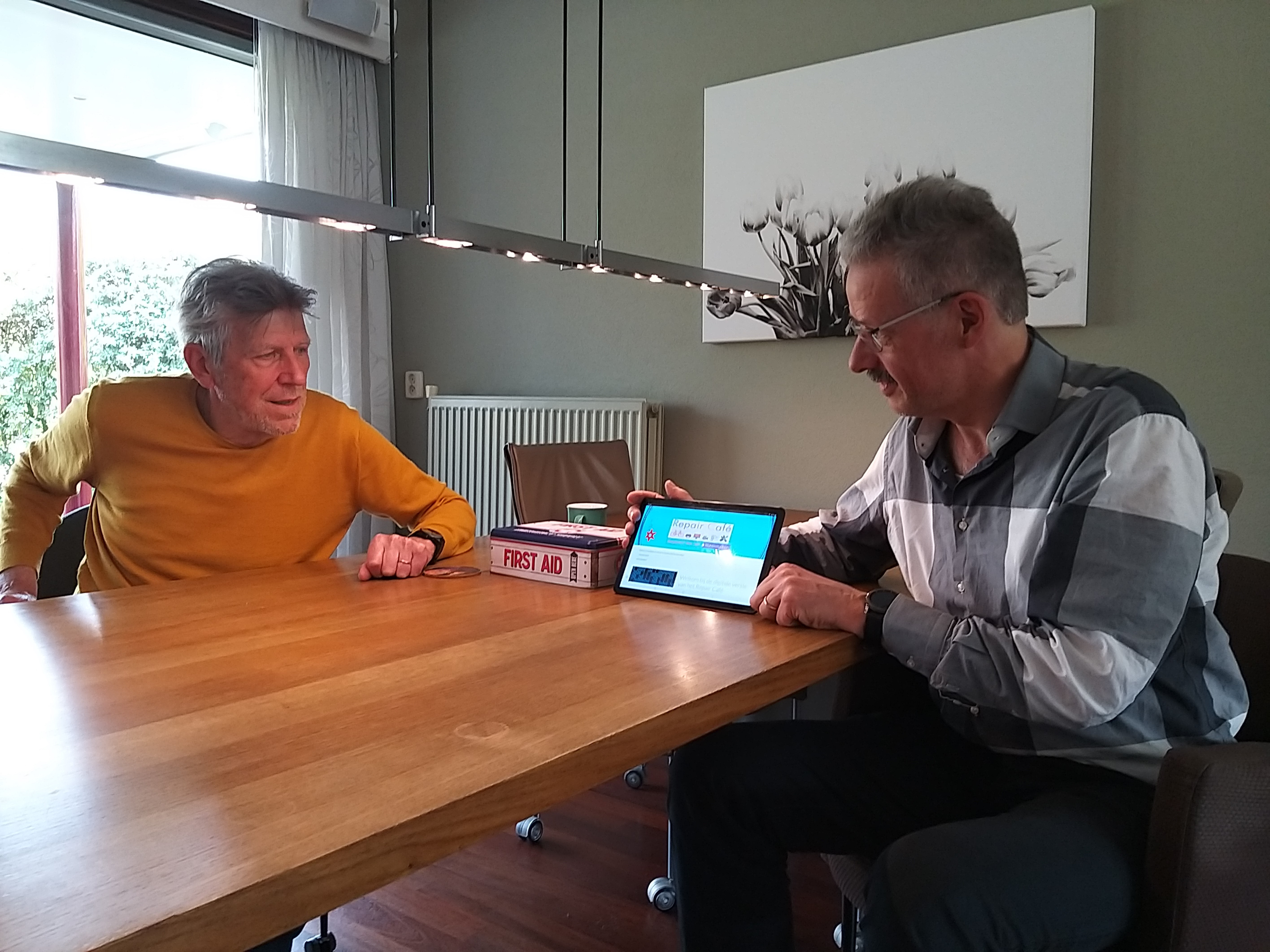 Repair Café Munstergeleen zet digitaal de deur weer open